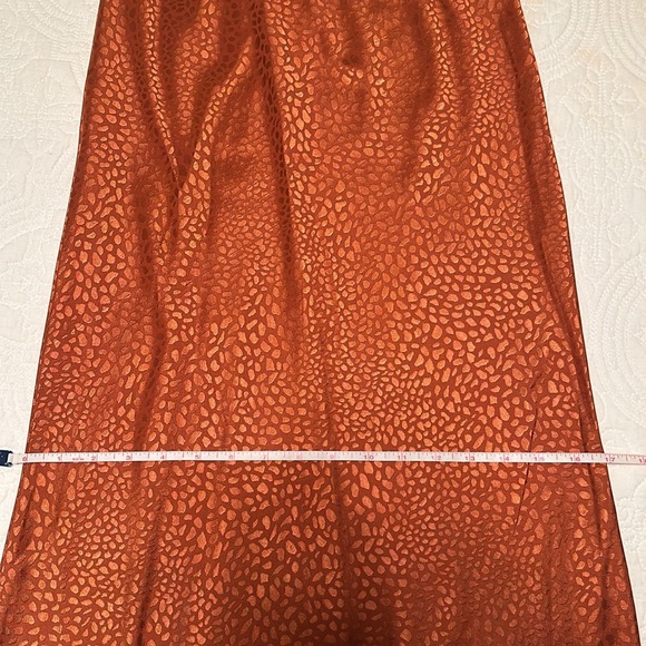 NWOT Passion Rust colored Leopard midi slip skirt Size 8 - Picture 7 of 11